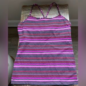 Lululemon top